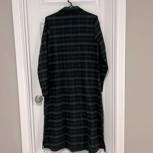 Plaid flannel duster. Size small. - Picture 2 of 3
